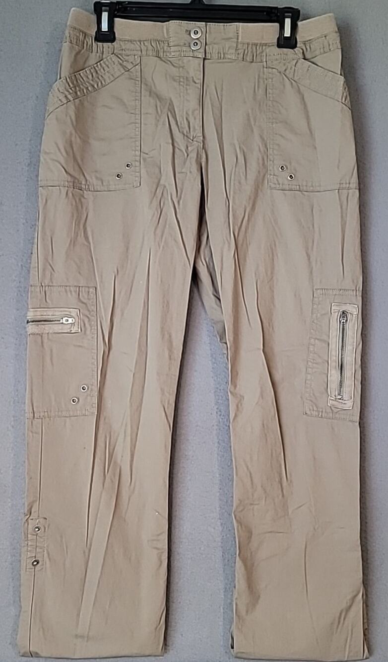 Chico’s Convertible Cargo Pants Beige Stretch Crop 0.5 Utility Travel Neutral